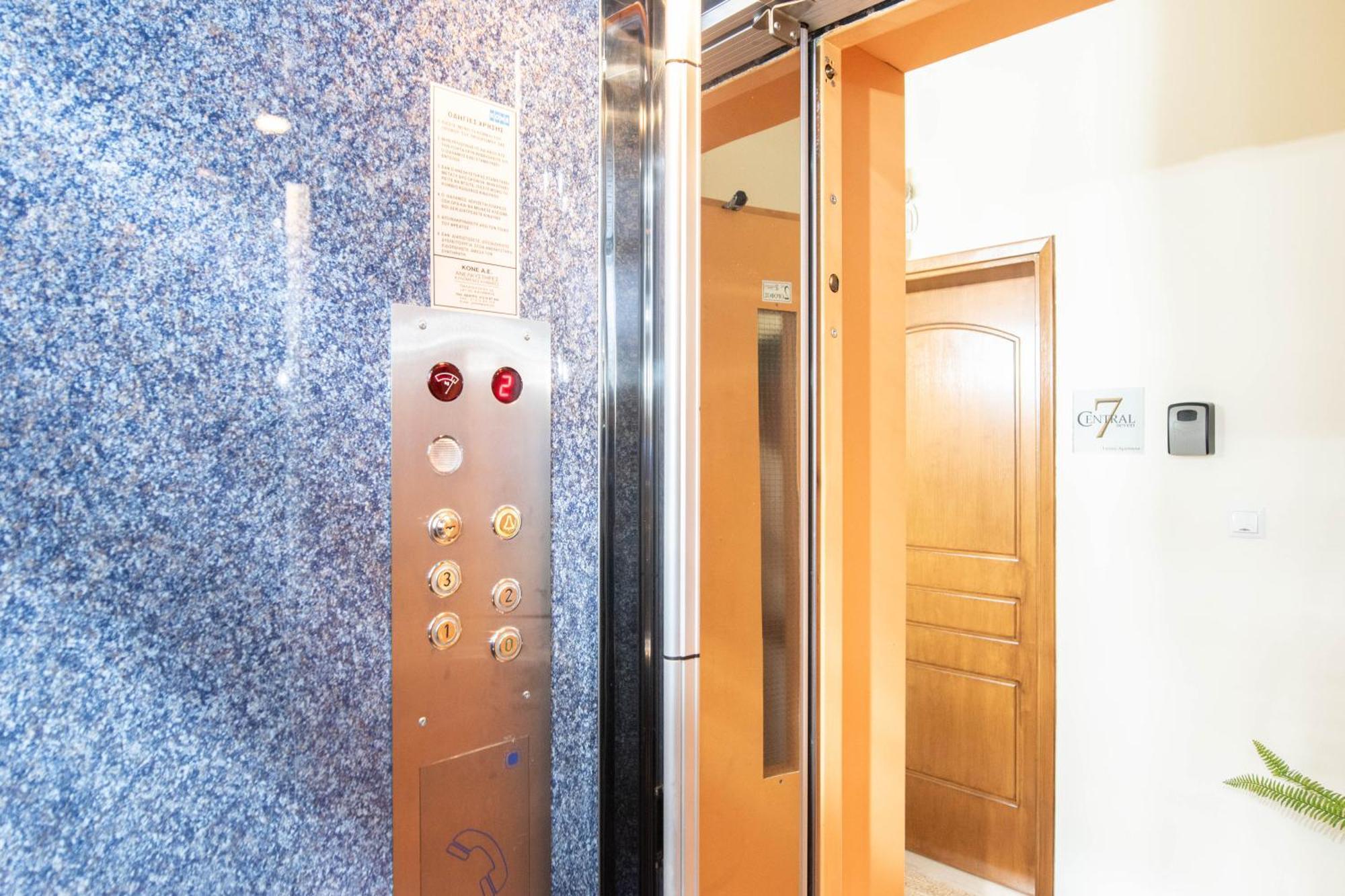 Central Seven Kalamata Ngoại thất bức ảnh